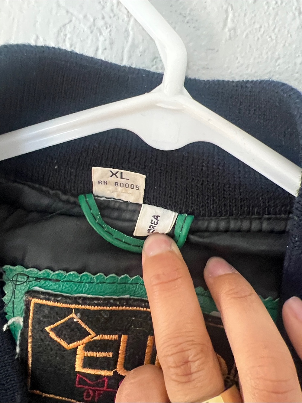 Colorblock Vintage Leather Bomber Jacket. Genuine Leather Shell - Picture 3 of 12